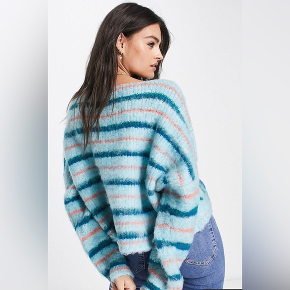 NWT Free People Lily Sweater Mosaic Sky Combo - Picture 3 of 5